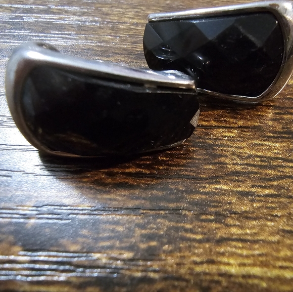 Chunky Clip On Earrings by JJG - Picture 1 of 3